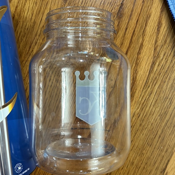 Kansas City Royals MLB ALDS Postseason baseball fan bundle, rally towel, cups - Picture 15 of 15